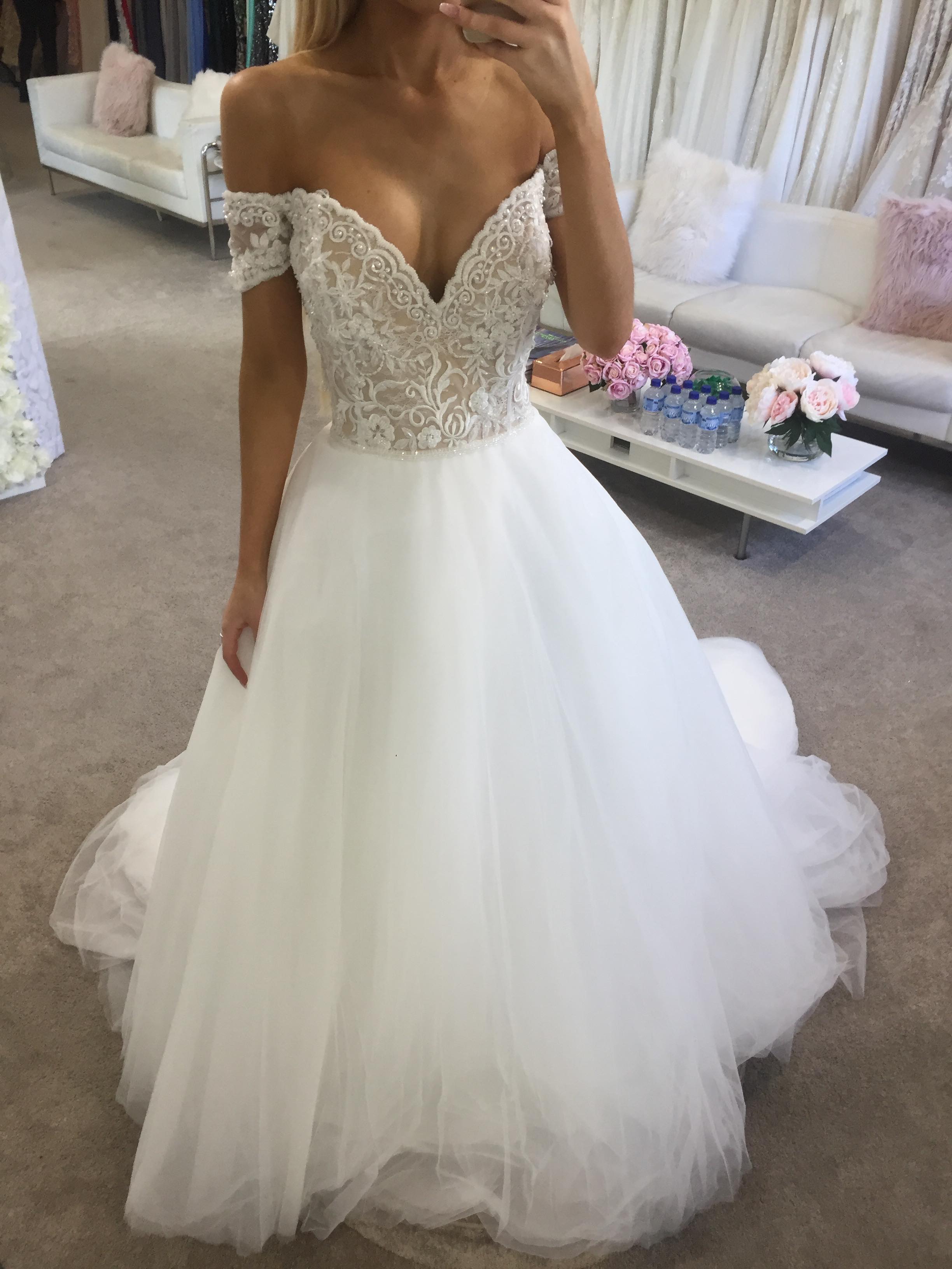 Emily by Calla Blanche Bridal LA8114L