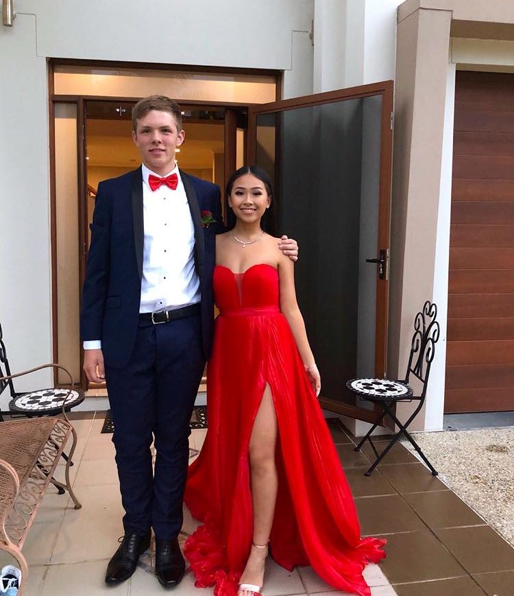 Gala Dresses Red Deals