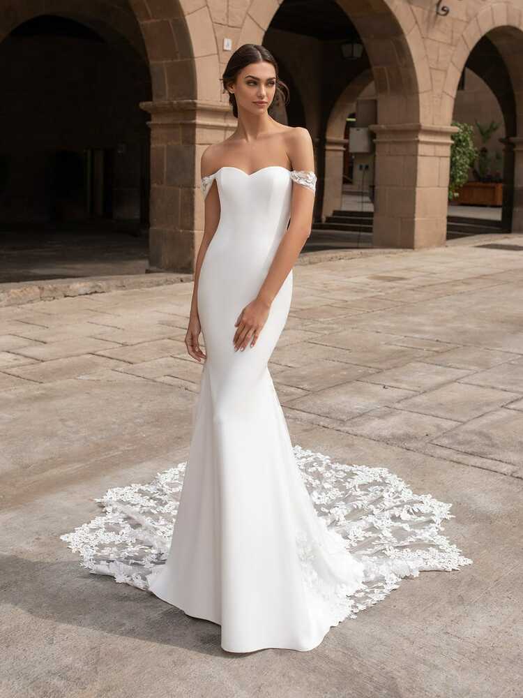 Syrinx Crepe Mermaid Wedding Gown by Pronovias